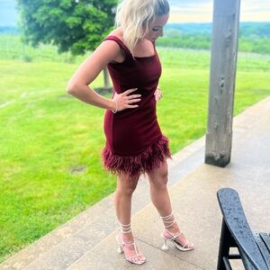 Fun Fantasy Burgundy Sleeveless Feather Bodycon Mini Dress